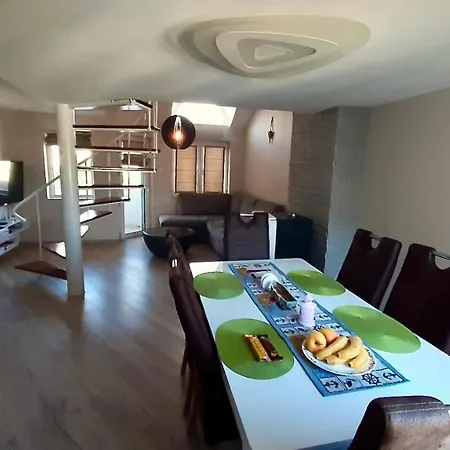 Centrally Located In Warna